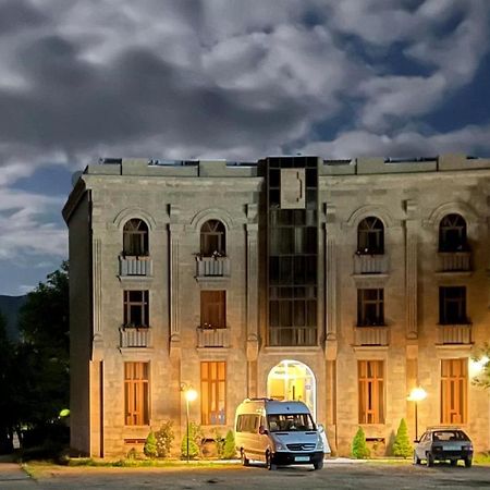 Arpa Hotel Yeghegnadzor Eksteriør billede