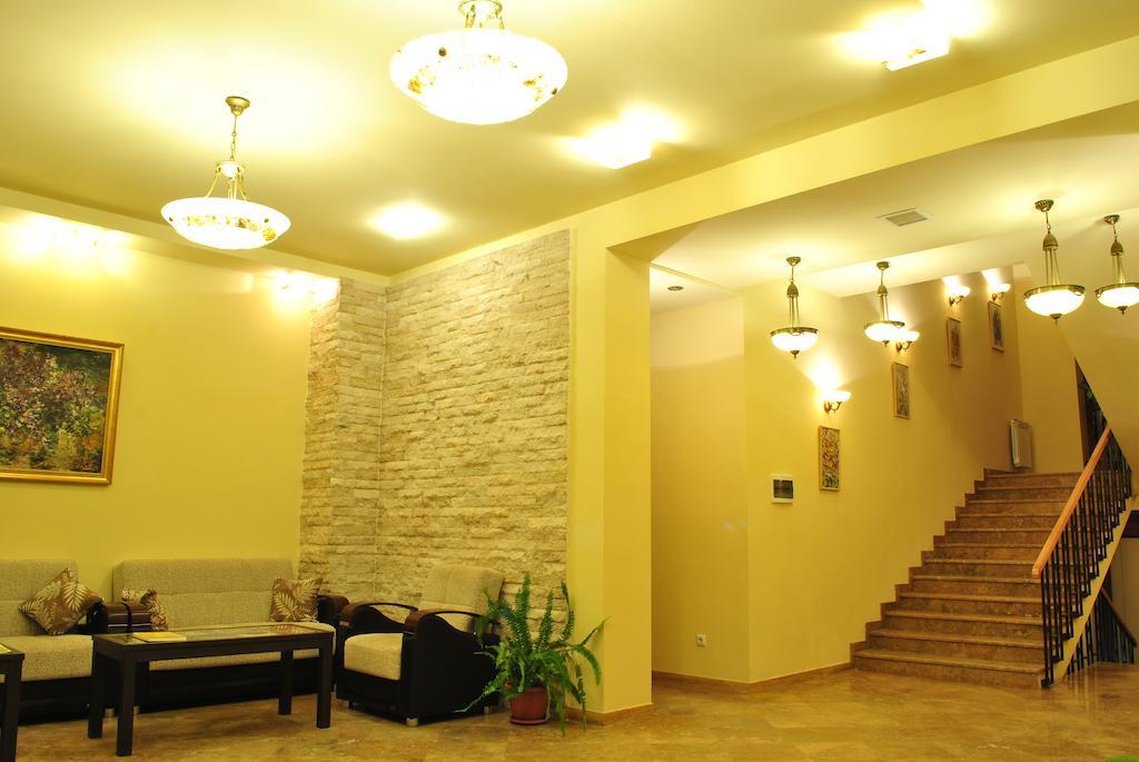 Arpa Hotel Yeghegnadzor Eksteriør billede